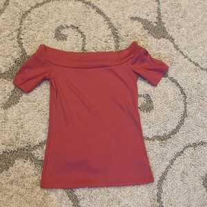 Aeropostale off the shoulder t-shirt. Size S. Good used condition.